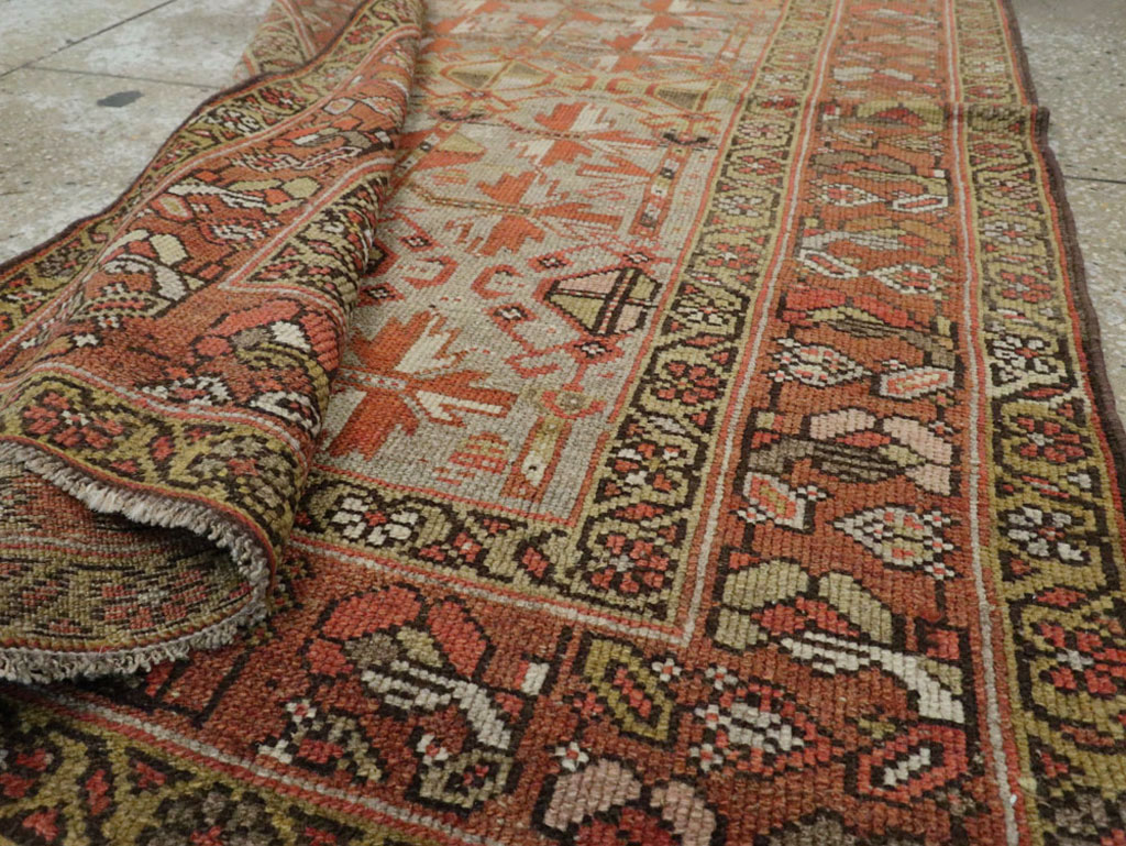 Antique Persian Kurdish Runner, No.23043 - Galerie Shabab