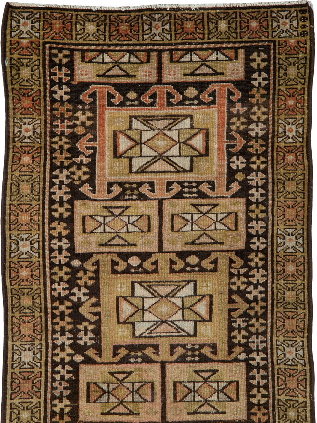 Antique Northwest Rug, No.23045 - Galerie Shabab