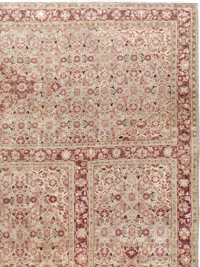 Antique Persian Tabriz Carpet, No.23047 - Galerie Shabab