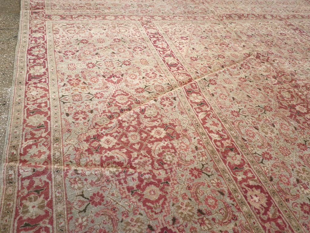 Antique Persian Tabriz Carpet, No.23047 - Galerie Shabab