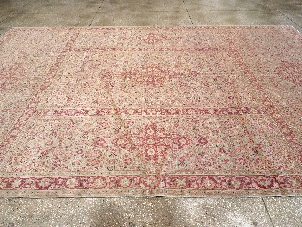 Antique Persian Tabriz Carpet, No.23047 - Galerie Shabab