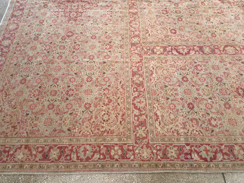 Antique Persian Tabriz Carpet, No.23047 - Galerie Shabab