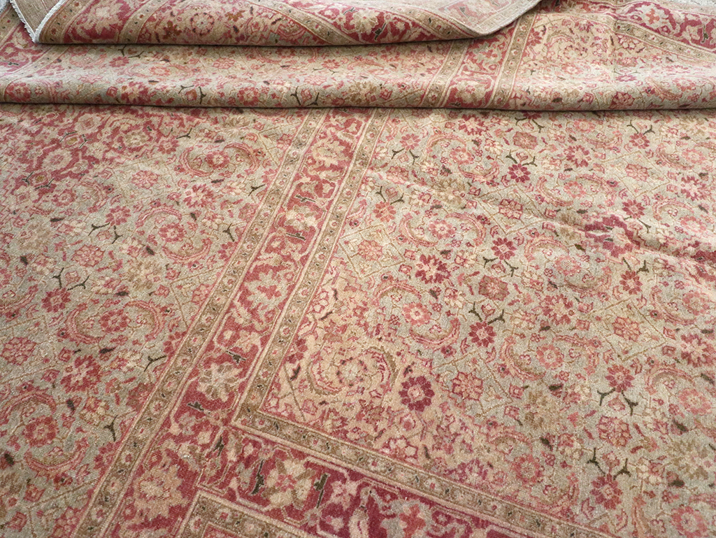 Antique Persian Tabriz Carpet, No.23047 - Galerie Shabab