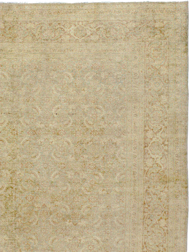 Vintage Persian Tabirz Carpet, No.23049 - Galerie Shabab