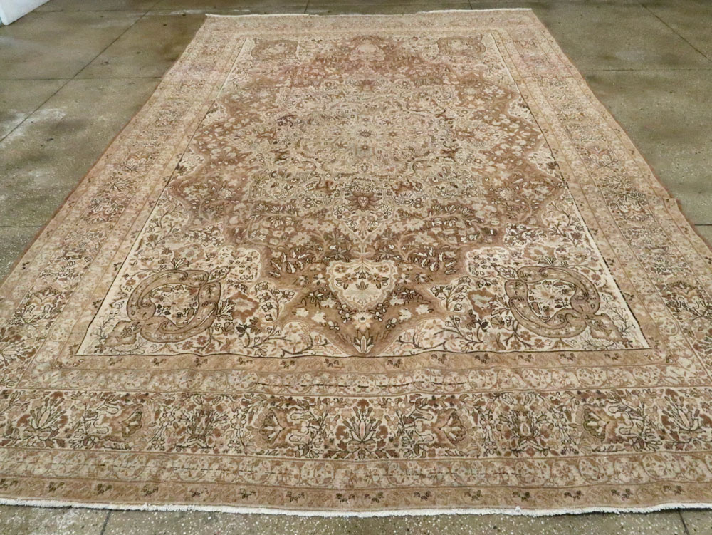 Antique Persian Lavar Kerman Carpet, No.23050 - Galerie Shabab