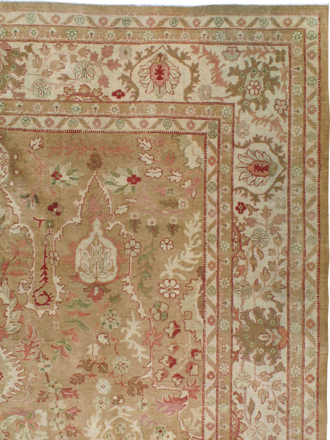 Antique Indian Agra Carpet, No.23054 - Galerie Shabab