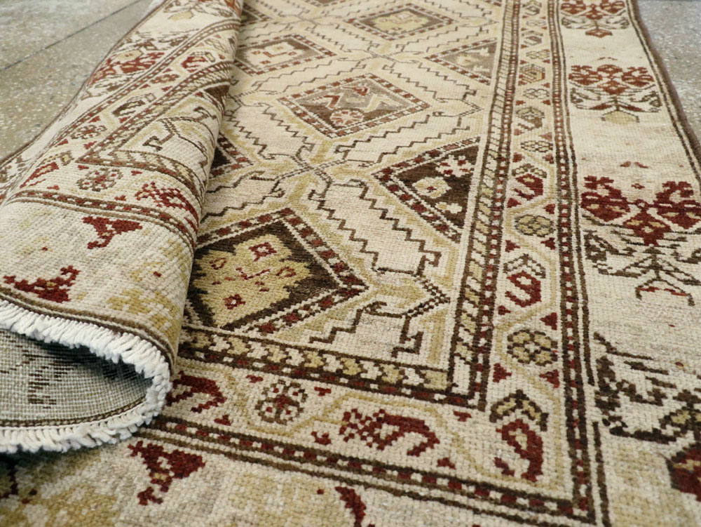 Vintage Persian Malayer Runner, No.23062 - Galerie Shabab