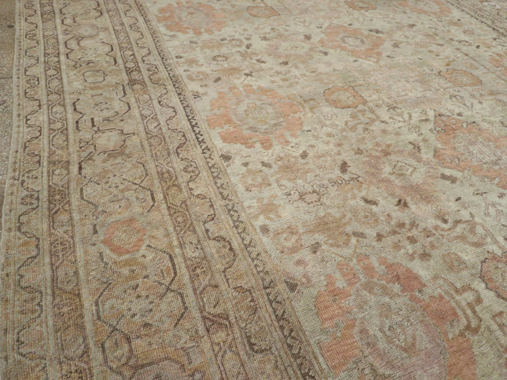 Antique Persian Mahal Oversize Carpet, No.23071 - Galerie Shabab