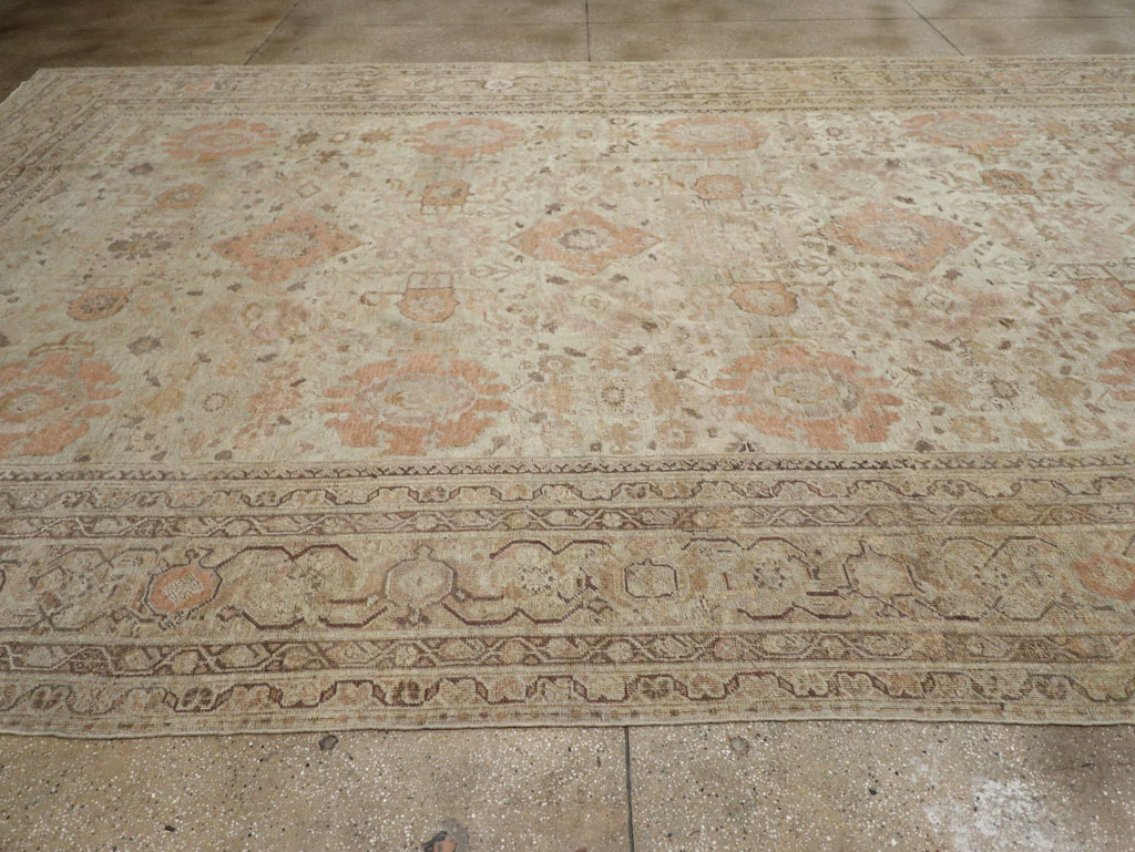 Antique Persian Mahal Oversize Carpet, No.23071 - Galerie Shabab