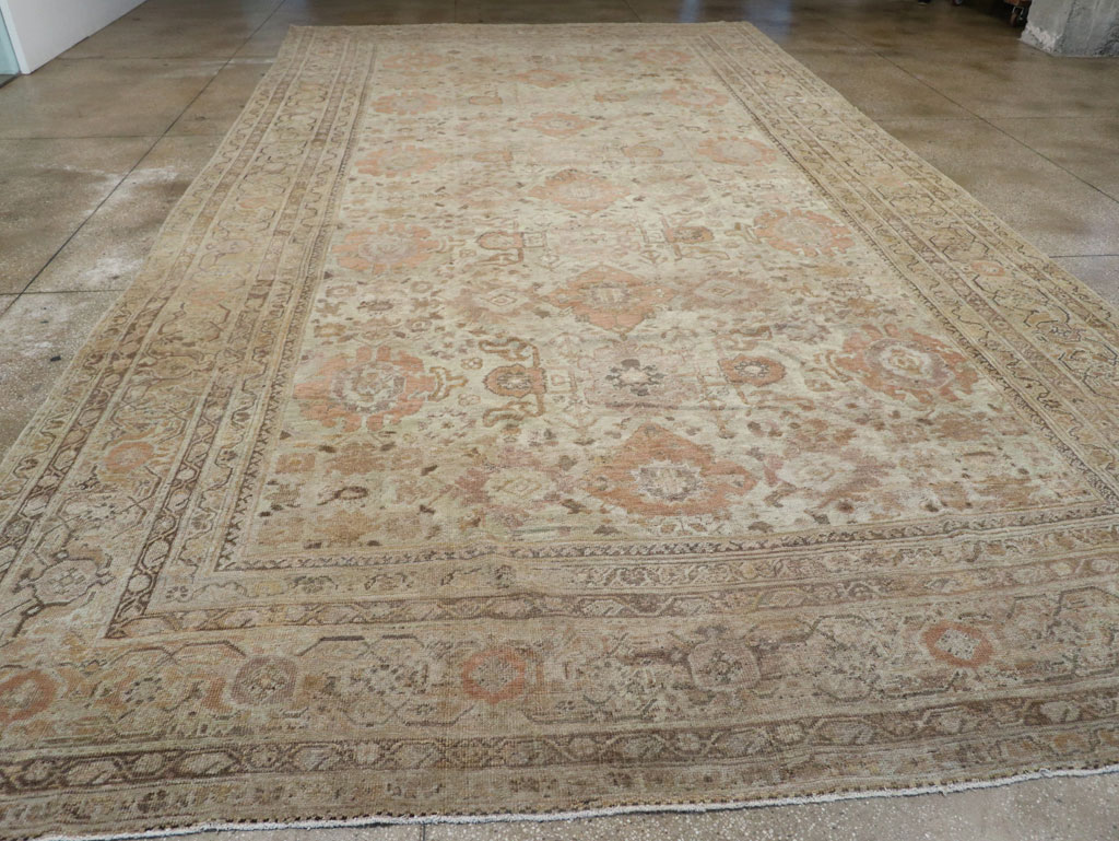 Antique Persian Mahal Oversize Carpet, No.23071 - Galerie Shabab