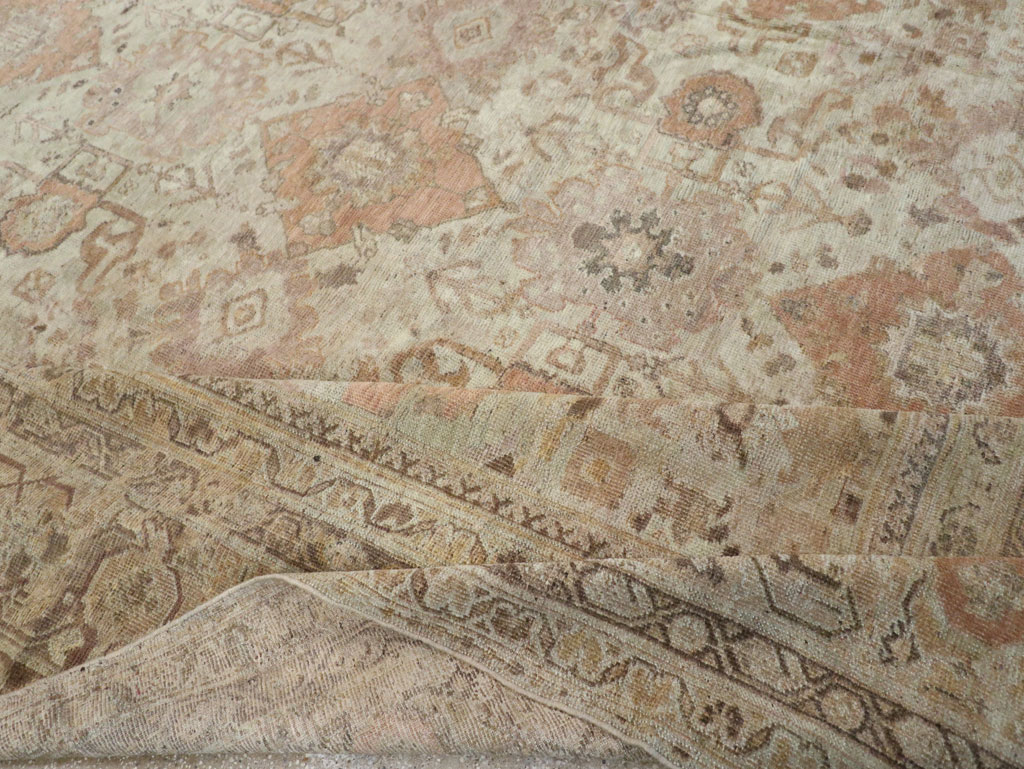 Antique Persian Mahal Oversize Carpet, No.23071 - Galerie Shabab