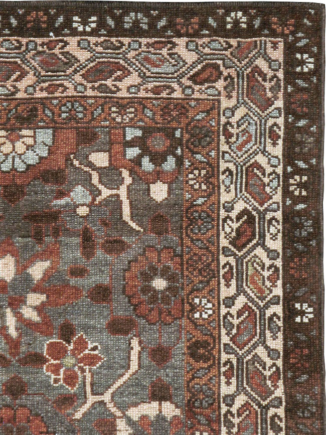 Antique Persian Kurdish Rug, No.23072 - Galerie Shabab