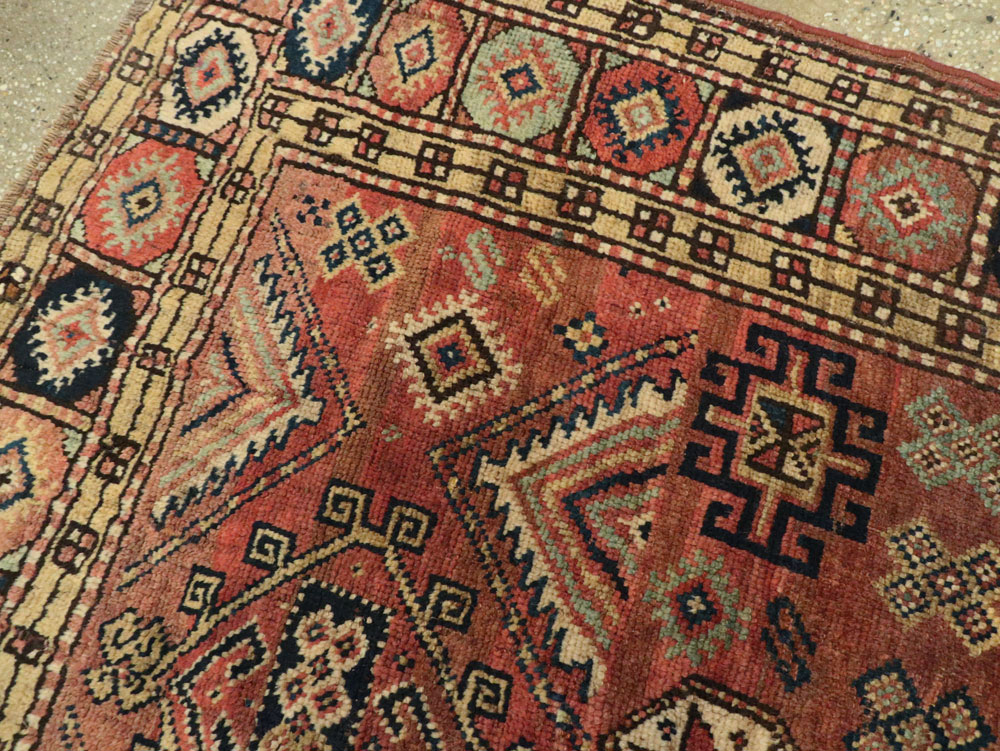 Antique Persian Kurdish Rug, No.23081 - Galerie Shabab