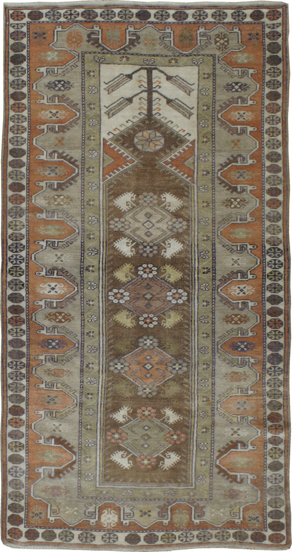 Vintage Turkish Oushak Rug, No.23093 - Galerie Shabab