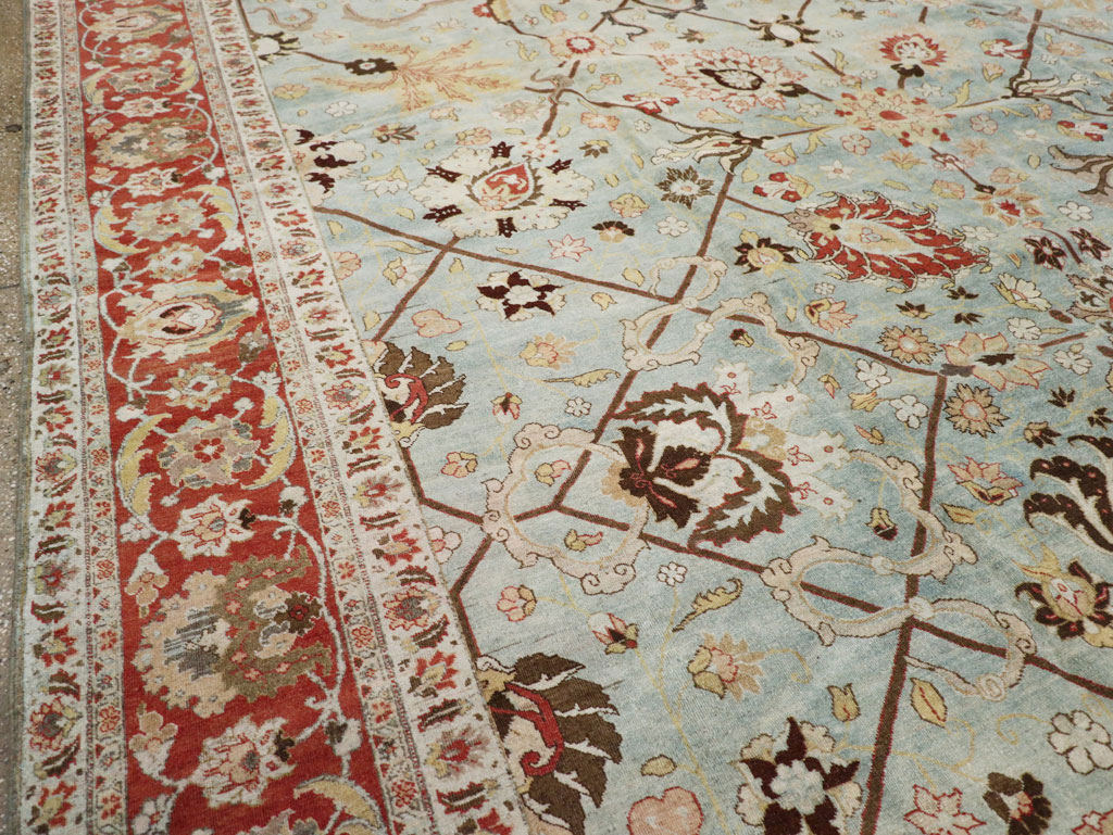 Antique Persian Tabriz Carpet, No.23099 - Galerie Shabab