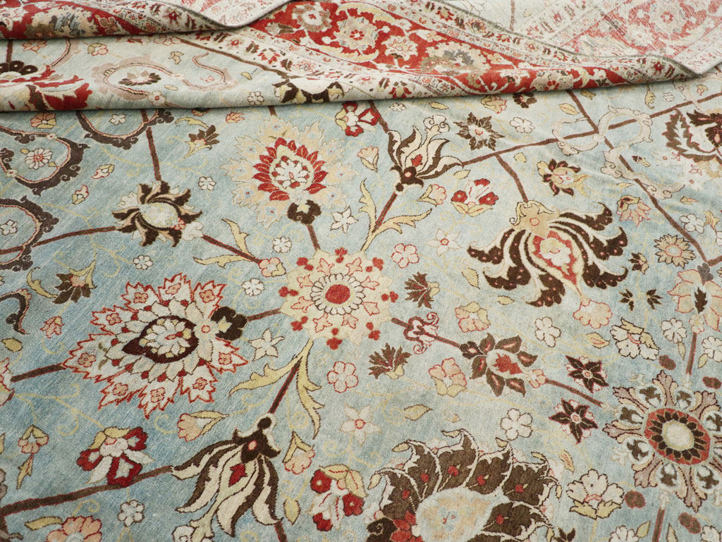 Antique Persian Tabriz Carpet, No.23099 - Galerie Shabab