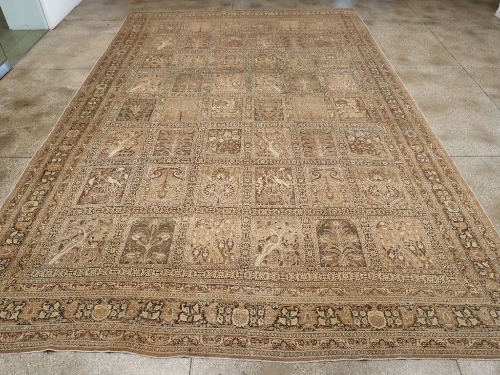 Antique Persian Tabriz Large Carpet, No.23112 - Galerie Shabab