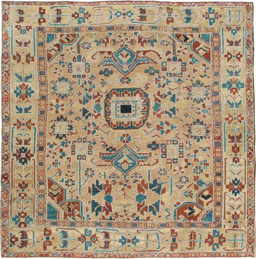 Antique Persian Heriz Square Carpet, No.23118 - Galerie Shabab