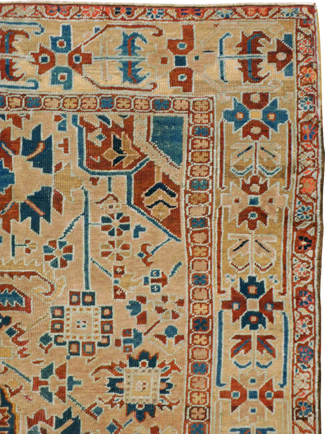 Antique Persian Heriz Square Carpet, No.23118 - Galerie Shabab