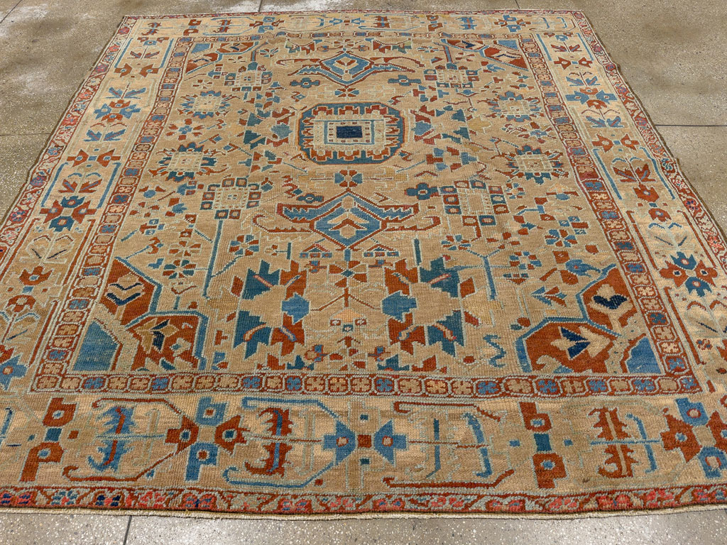 Antique Persian Heriz Square Carpet, No.23118 - Galerie Shabab