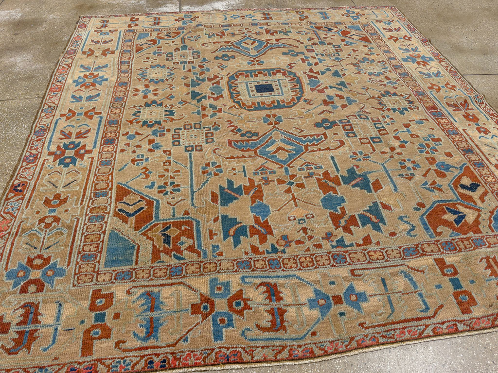 Antique Persian Heriz Square Carpet, No.23118 - Galerie Shabab