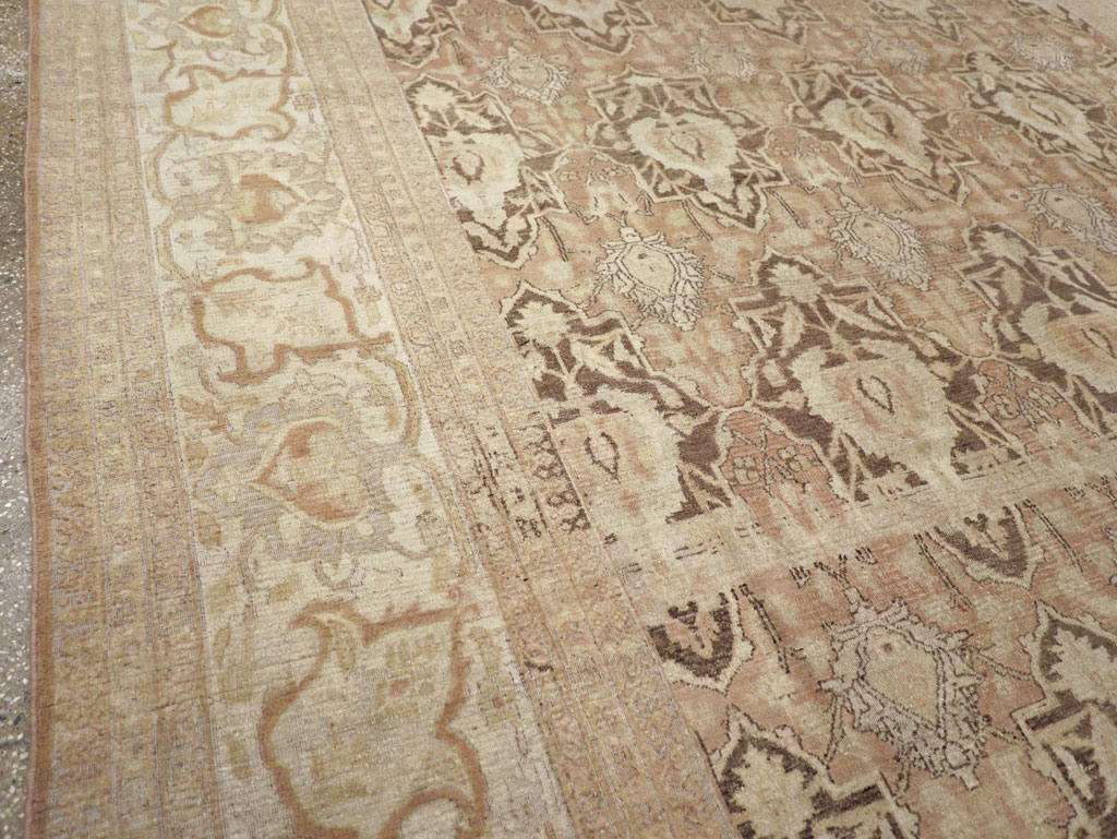 Antique Persian Khorassan Carpet, No.23130 - Galerie Shabab