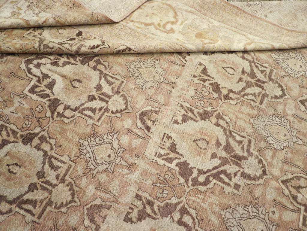 Antique Persian Khorassan Carpet, No.23130 - Galerie Shabab