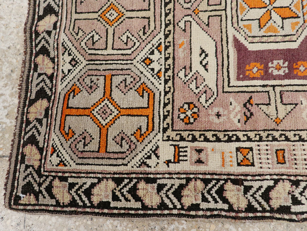 Antique Caucasian Shirvan Rug, No.23132 - Galerie Shabab