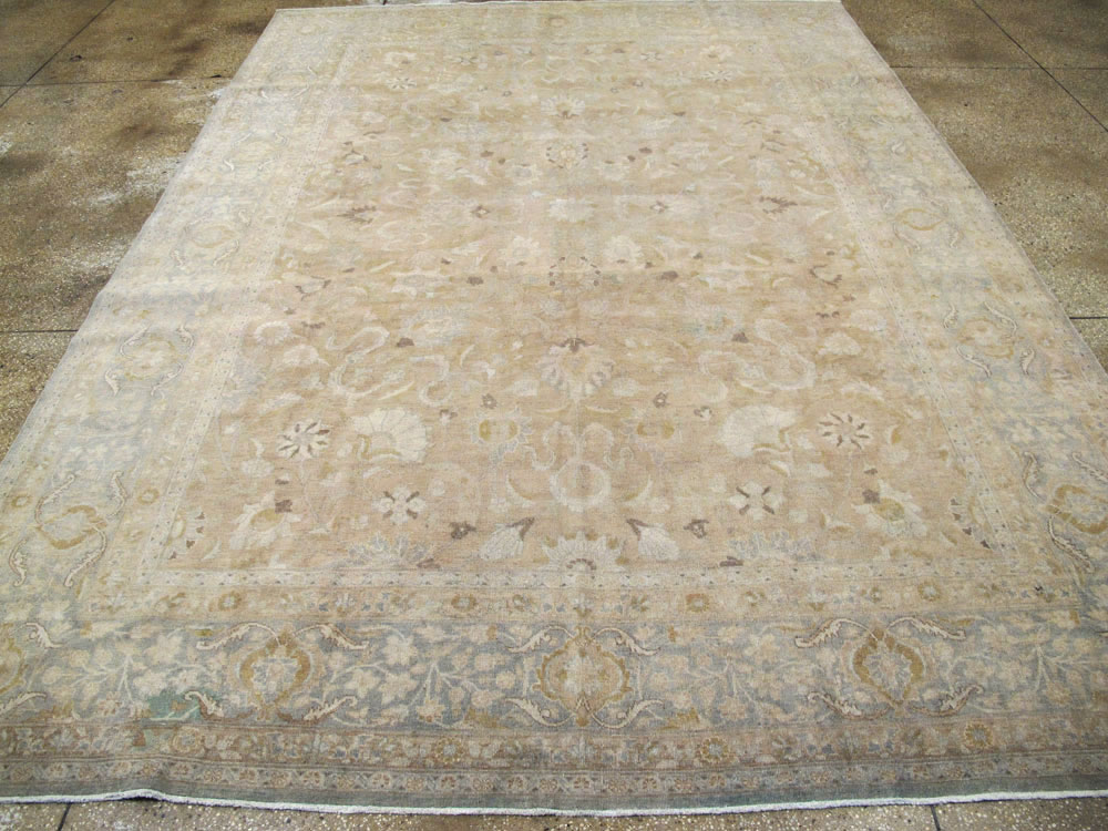 Antique Persian Tabriz Carpet, No.23137 - Galerie Shabab