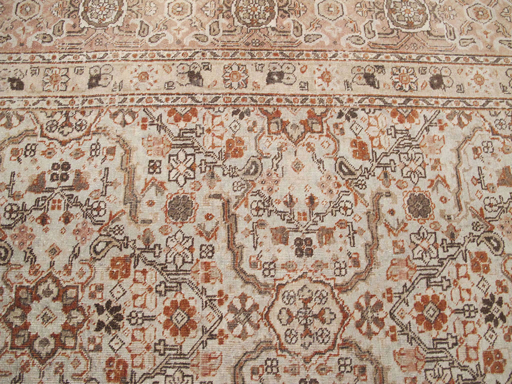 Antique Perian Tabriz Carpet, No.23144 - Galerie Shabab