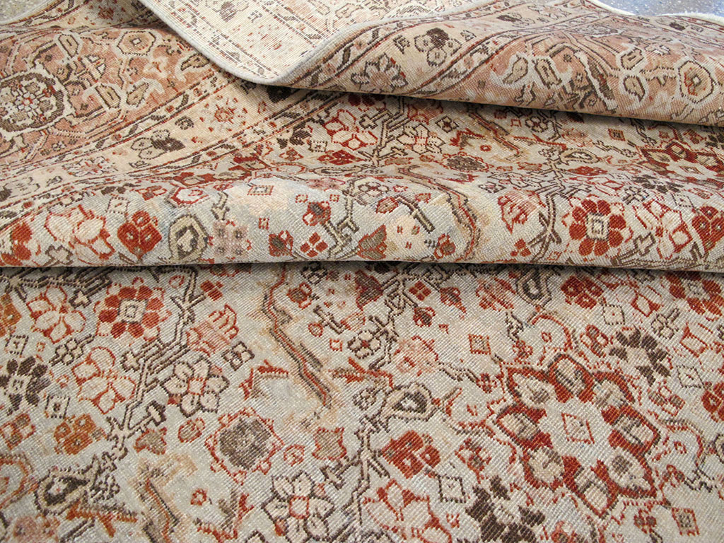 Antique Perian Tabriz Carpet, No.23144 - Galerie Shabab