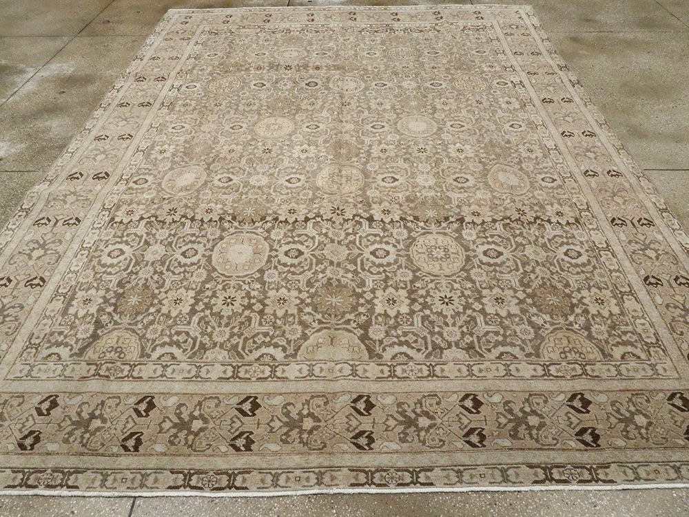 Antique Persian Tabriz Carpet, No.23149 - Galerie Shabab