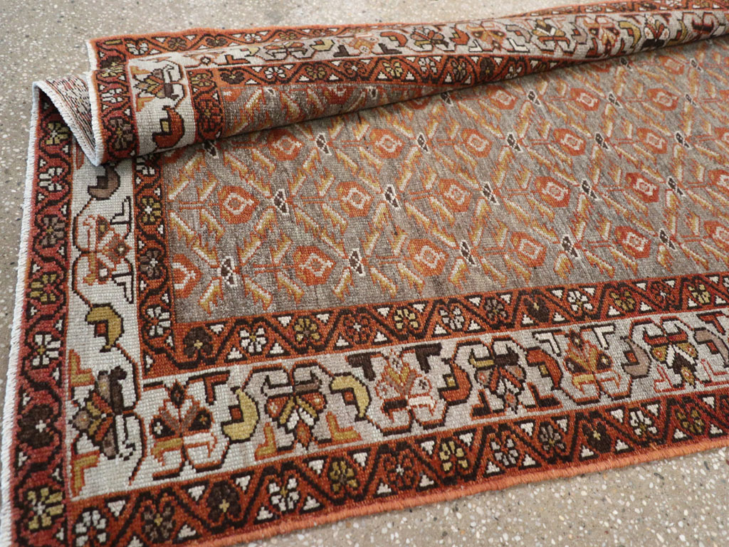 Vintage Persian Malayer Runner, No.23151 - Galerie Shabab