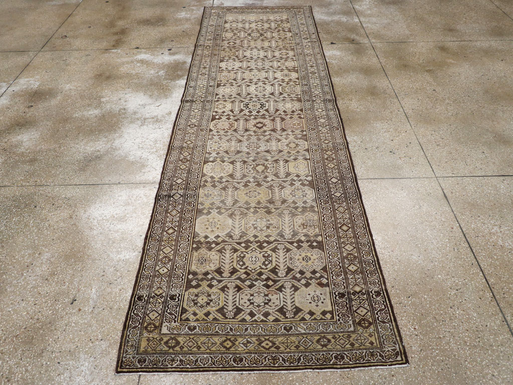Vintage Persian Malayer Runner, No.23154 - Galerie Shabab