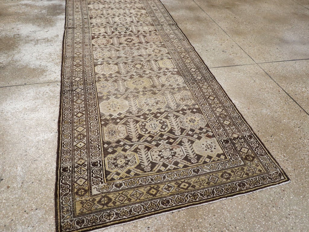 Vintage Persian Malayer Runner, No.23154 - Galerie Shabab