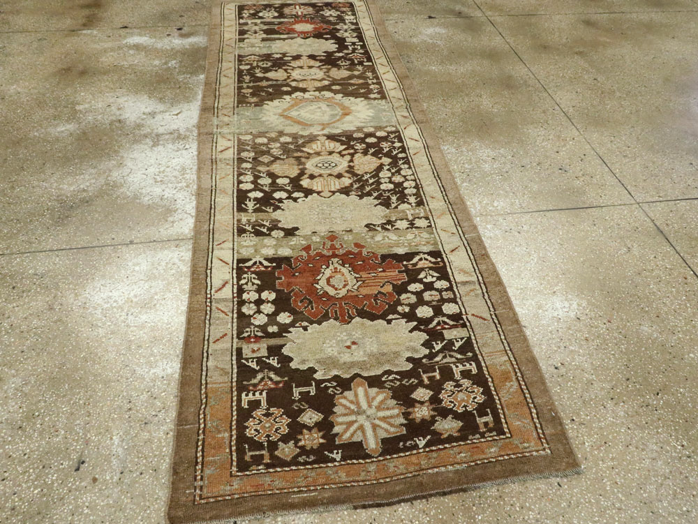 Antique Persian Kurdish Runner, No.23160 - Galerie Shabab