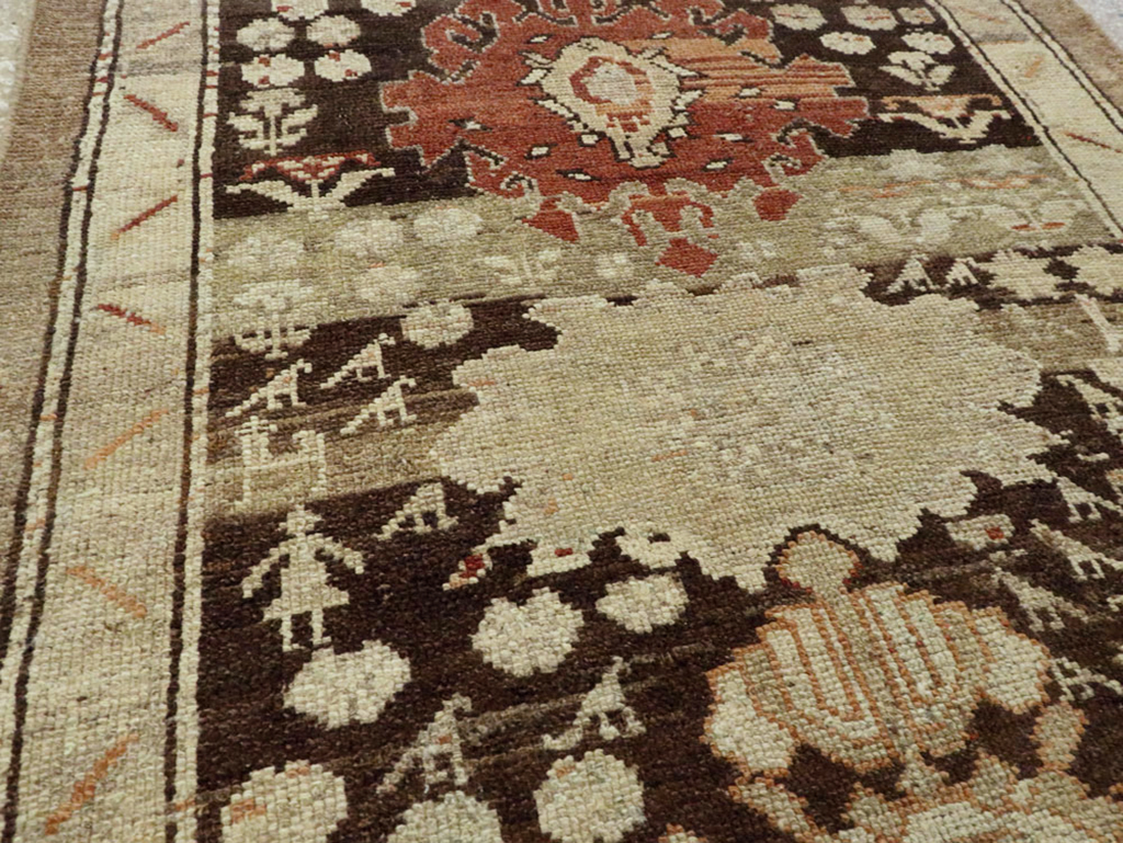 Antique Persian Kurdish Runner, No.23160 - Galerie Shabab