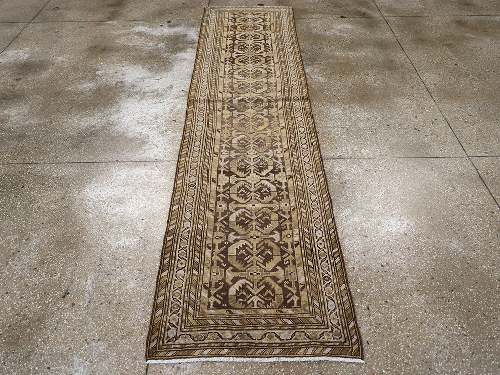 Vintage Persian Kurdish Runner, No.23166 - Galerie Shabab