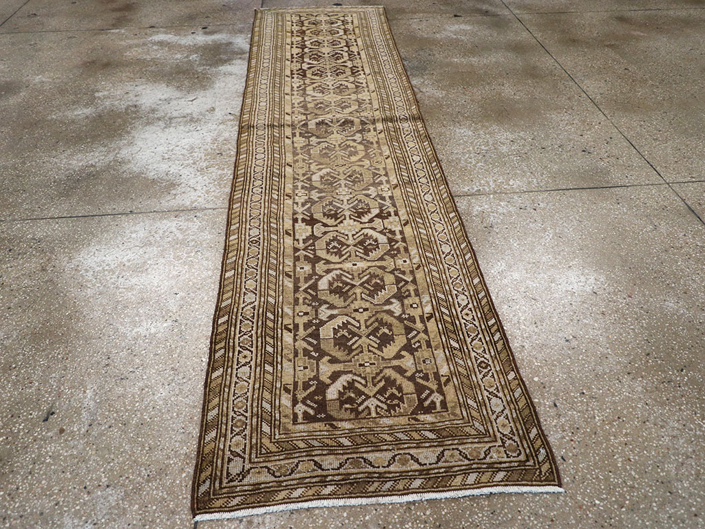Vintage Persian Kurdish Runner, No.23166 - Galerie Shabab