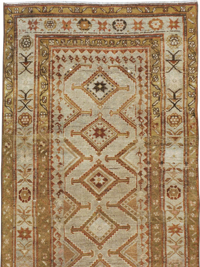 Antique Persian Kurdish Runner, No.23167 - Galerie Shabab