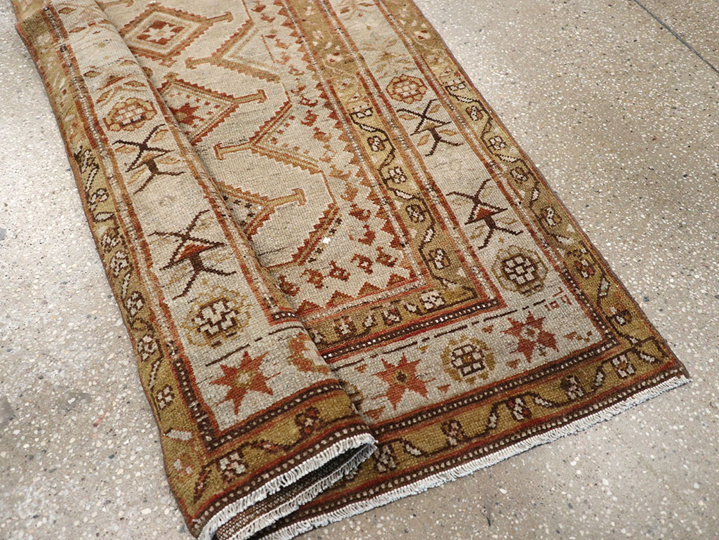 Antique Persian Kurdish Runner, No.23167 - Galerie Shabab