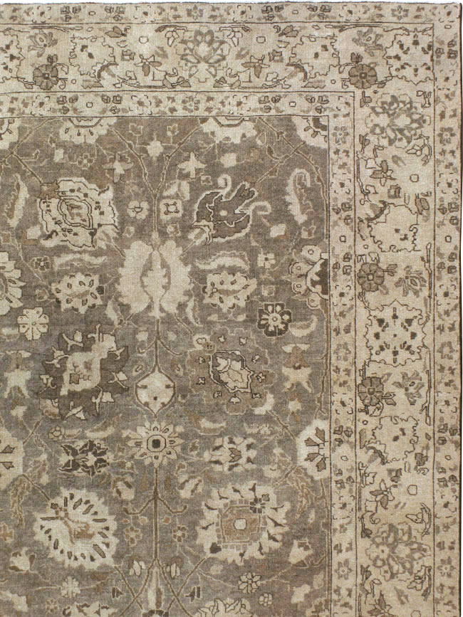 Antique Persian Tabriz Carpet, No.23174 - Galerie Shabab