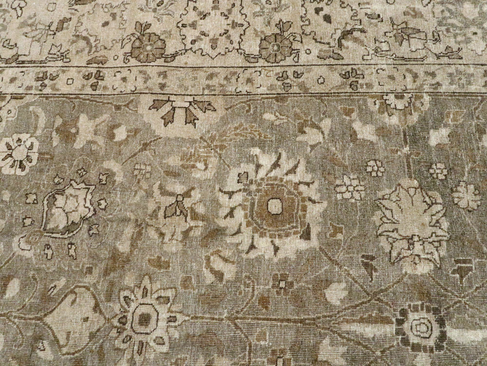 Antique Persian Tabriz Carpet, No.23174 - Galerie Shabab