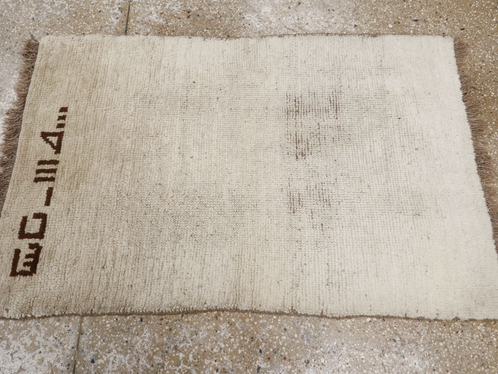Vintage Persian Gabbeh Rug, No.23186 - Galerie Shabab