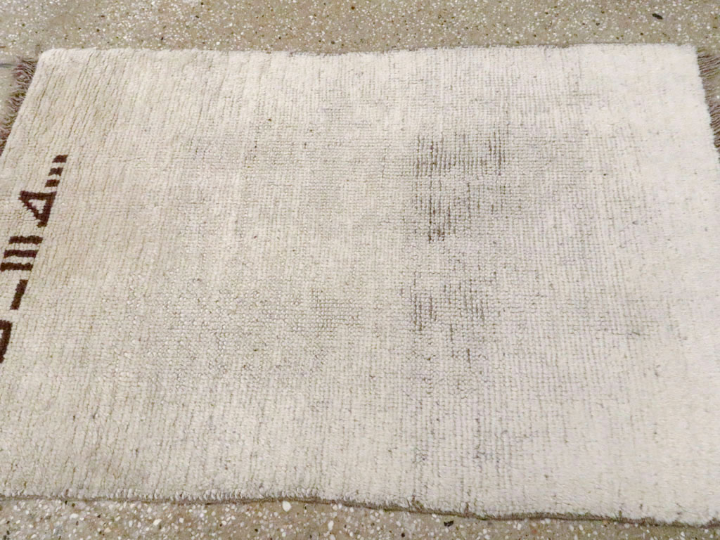 Vintage Persian Gabbeh Rug, No.23186 - Galerie Shabab