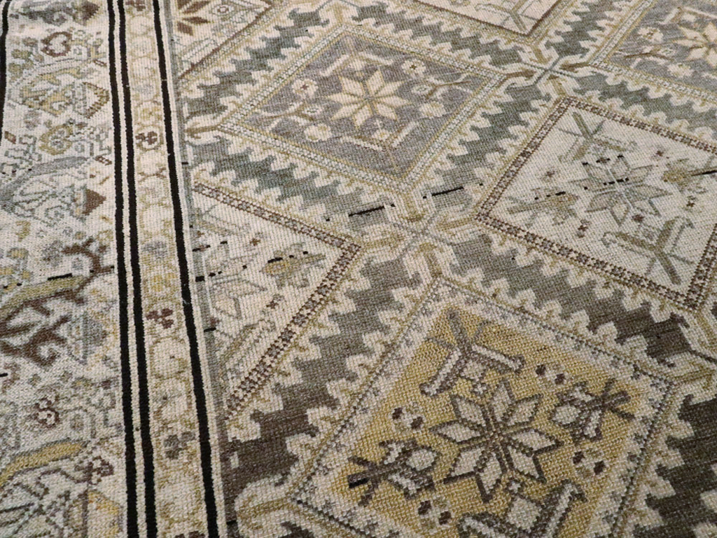 Antique Persian Malayer Rug, No.23201 - Galerie Shabab