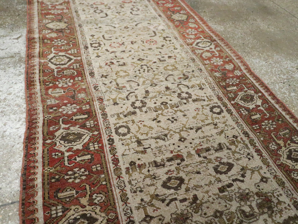 Antique Persian Bidjar Long Runner, No.23207 - Galerie Shabab