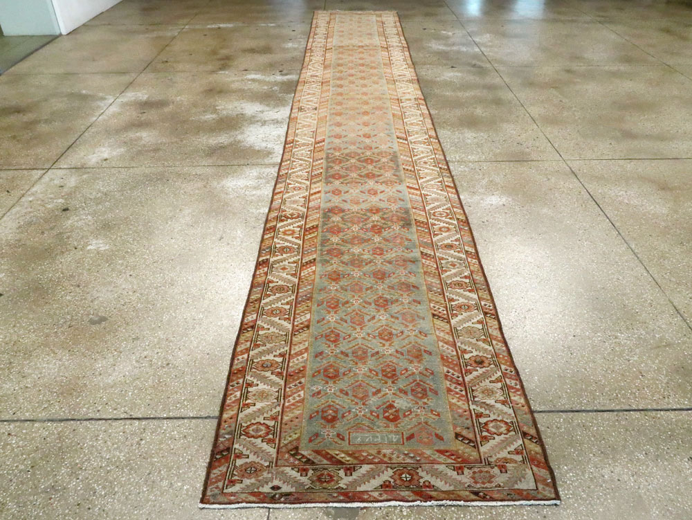 Vintage Persian Malayer Runner, No.23209 - Galerie Shabab