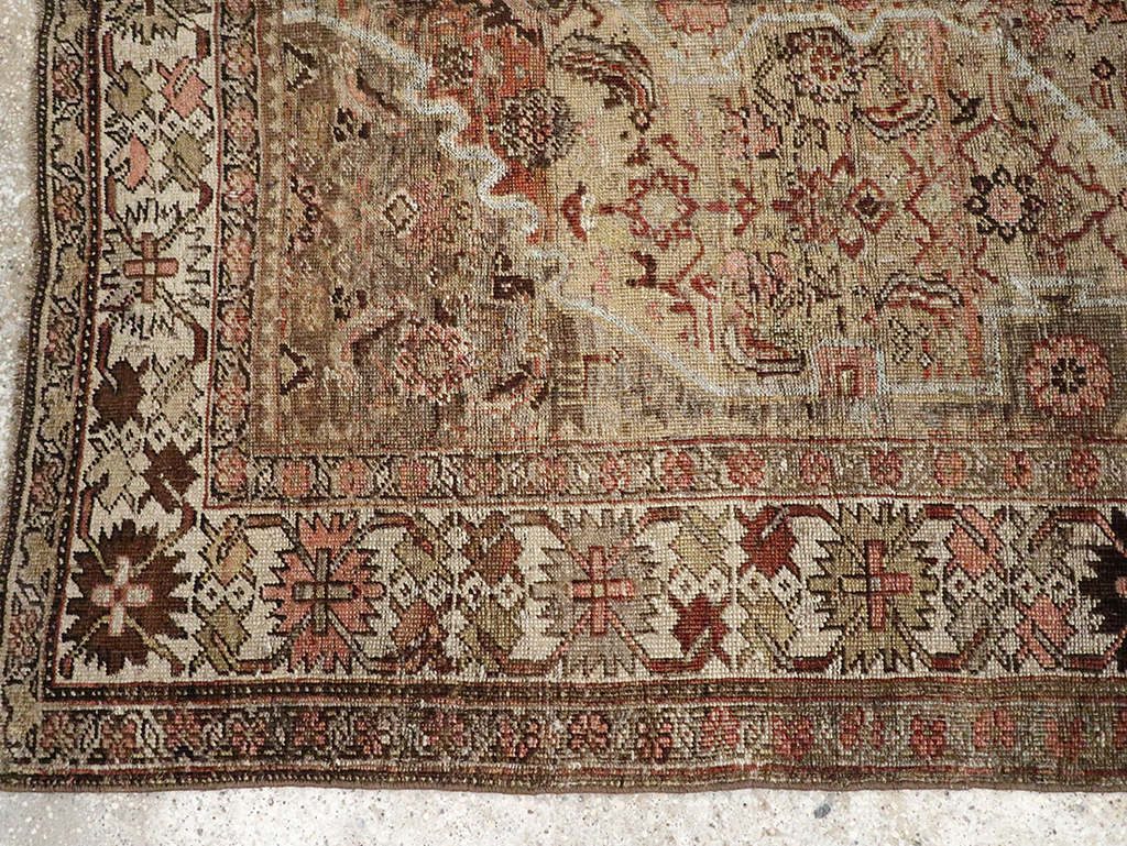 Antique Persian Bidjar Rug, No.23211 - Galerie Shabab