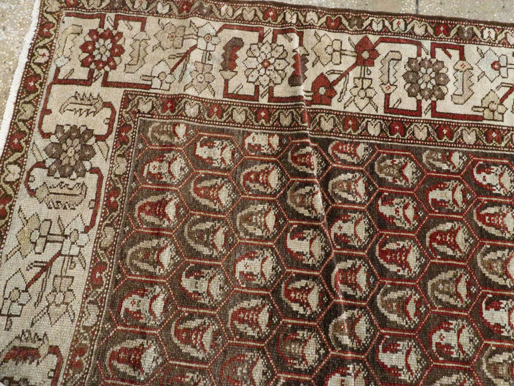Vintage Persian Malayer Gallery Carpet, No.23217 - Galerie Shabab